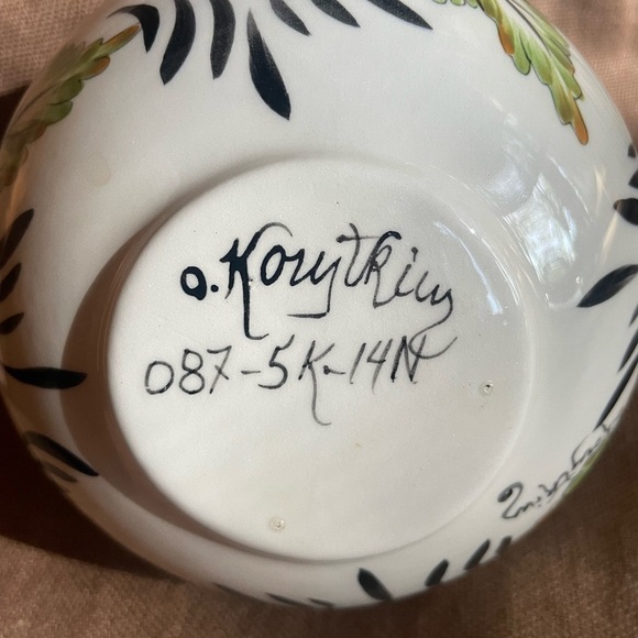 Hand Painted Ceramic Vase - Picture 6 of 6